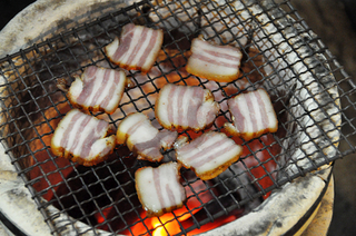炭火焼ベーコン2014.9.1_k.jpg